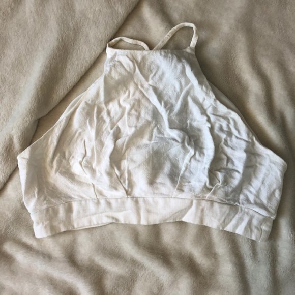 Linen Crop Top with Back Tie Closure - Picture 6 of 8